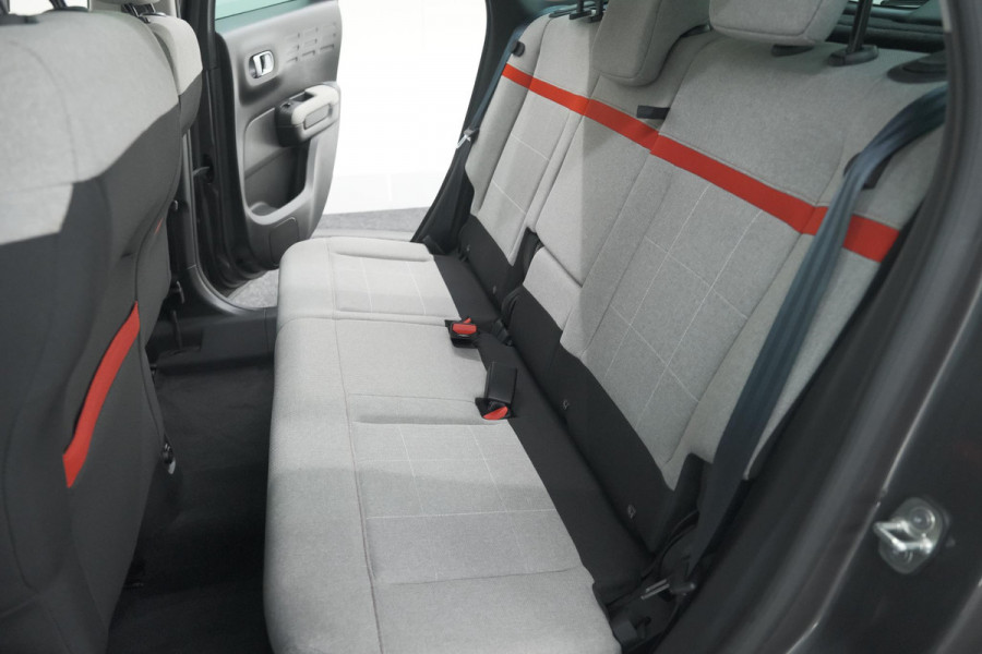 Citroën C3 Aircross PureTech 130 EAT6 S&S Shine | Trekhaak | Camera | Panoramadak | Dodehoekdetectie | Stoelverwarming | HIFI audio systeem