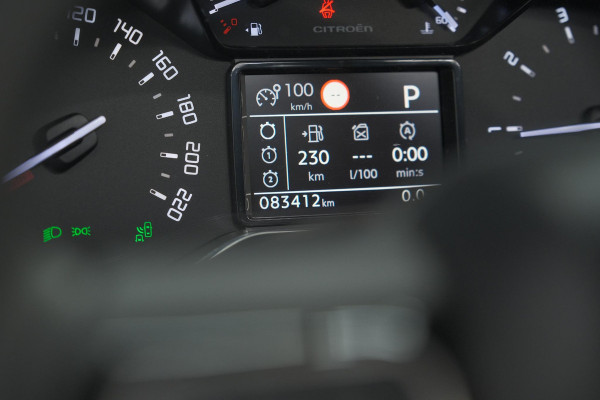Citroën C3 Aircross PureTech 130 EAT6 S&S Shine | Trekhaak | Camera | Panoramadak | Dodehoekdetectie | Stoelverwarming | HIFI audio systeem