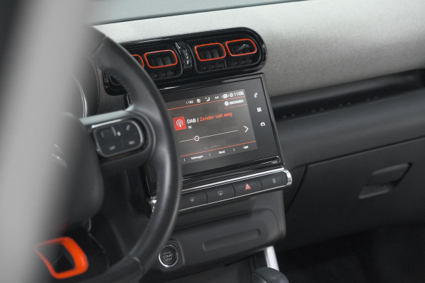 Citroën C3 Aircross PureTech 130 EAT6 S&S Shine | Trekhaak | Camera | Panoramadak | Dodehoekdetectie | Stoelverwarming | HIFI audio systeem