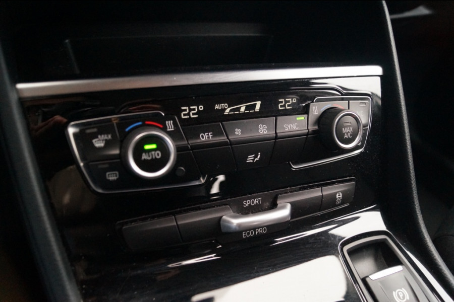 BMW 2 Serie Active Tourer 216i Executive Edition -NAVI-ECC-PDC-TREKHAAK-