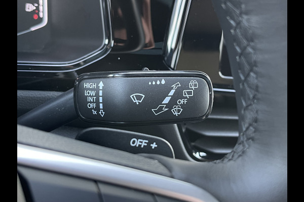 Volkswagen T-Roc 1.5 TSI Style | Pano | CarPlay | ACC | IQ Light | DAB+ | 18 inch