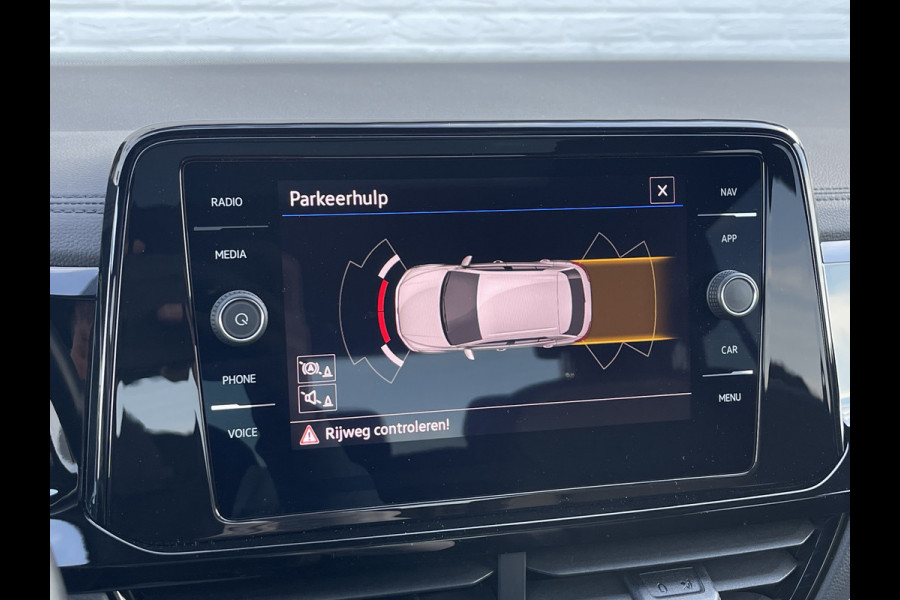 Volkswagen T-Roc 1.5 TSI Style | Pano | CarPlay | ACC | IQ Light | DAB+ | 18 inch