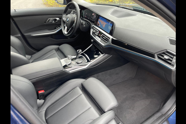 BMW 3 Serie Touring 330e PLUG&HYBRID HEAD-UP SPORTLINE -SHADOW CAMERA LEER NAVI LED-XENON