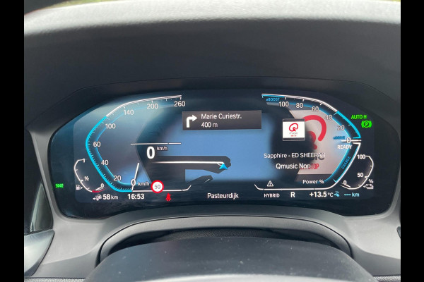 BMW 3 Serie Touring 330e PLUG&HYBRID HEAD-UP SPORTLINE -SHADOW CAMERA LEER NAVI LED-XENON