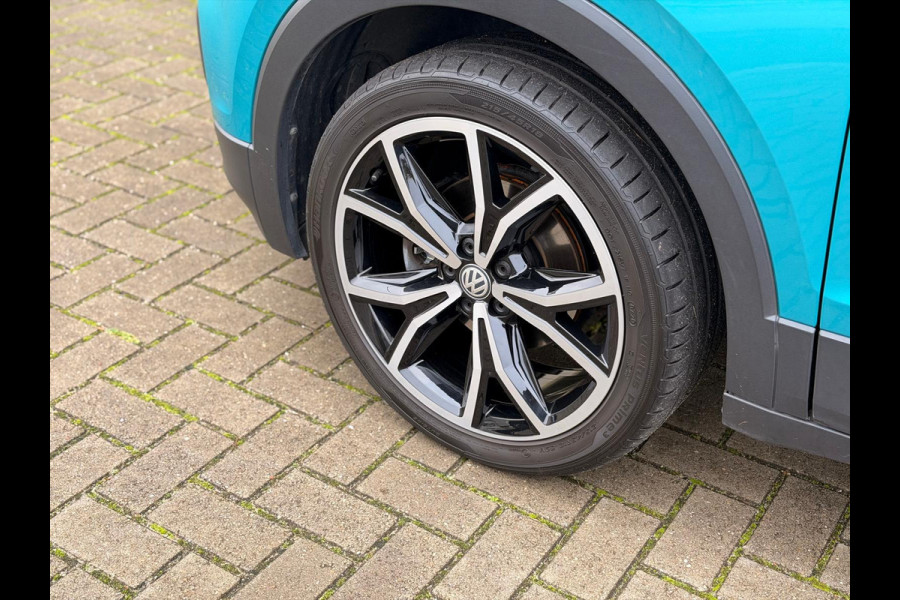 Volkswagen T-Cross 1.0 TSI Virtual Trekh 18'' R-Line CarPlay LED