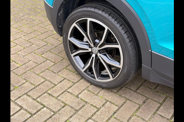 Volkswagen T-Cross 1.0 TSI Virtual Trekh 18'' R-Line CarPlay LED