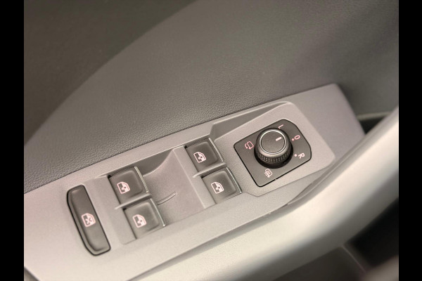 Volkswagen T-Cross 1.0 TSI Virtual Trekh 18'' R-Line CarPlay LED