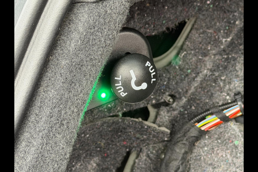 Audi Q3 1.4 TFSI 3x S-Line LED Pano Camera Trekhaak Keyless