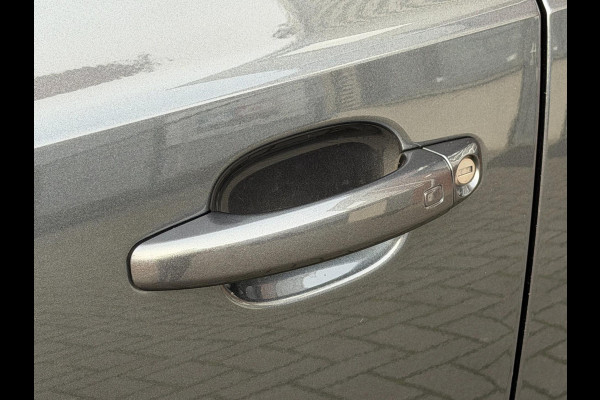 Audi Q3 1.4 TFSI 3x S-Line LED Pano Camera Trekhaak Keyless