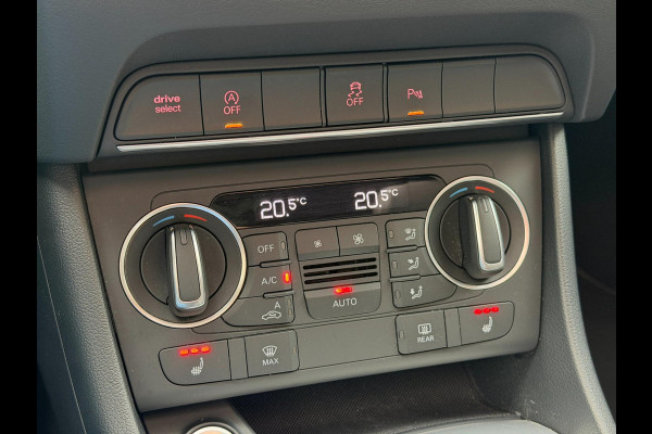 Audi Q3 1.4 TFSI 3x S-Line LED Pano Camera Trekhaak Keyless