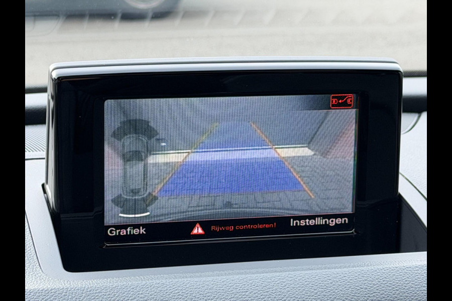 Audi Q3 1.4 TFSI 3x S-Line LED Pano Camera Trekhaak Keyless