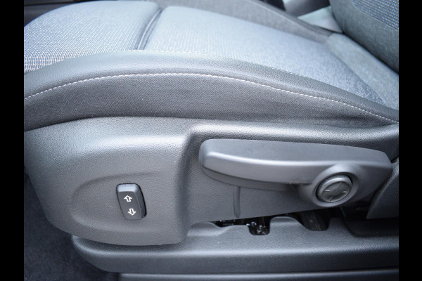 Opel Crossland 1.2 Turbo Elegance ACHTERUITRIJCAMERA MET SENSOREN | NAVI & CARPLAY | WINTERPAKKET |