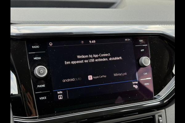 Volkswagen T-Cross 1.0 TSI Style | CarPlay | ACC | LED | DAB+ | Keyless | 18 inch