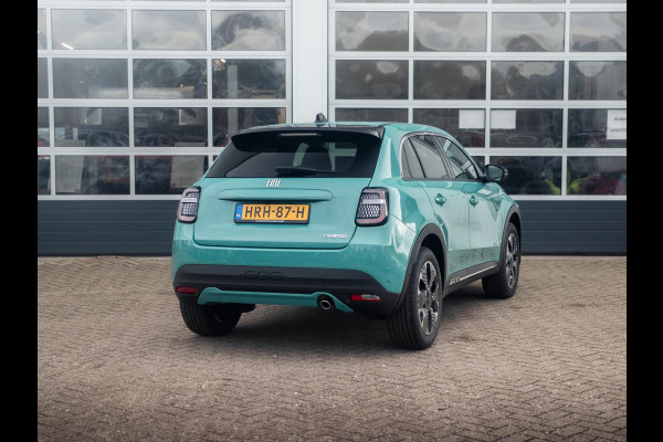 Fiat 600 1.2 Hybrid La Prima | Clima | Adapt. Cruise | Camera | BSM | 18" | Stoelverwarming | Apple Carplay | Elektr. A-Klep