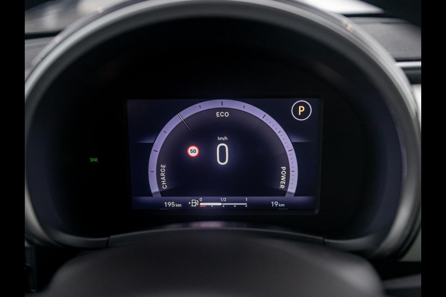 Fiat 600 1.2 Hybrid La Prima | Clima | Adapt. Cruise | Camera | BSM | 18" | Stoelverwarming | Apple Carplay | Elektr. A-Klep