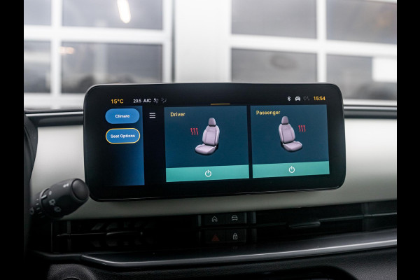 Fiat 600 1.2 Hybrid La Prima | Clima | Adapt. Cruise | Camera | BSM | 18" | Stoelverwarming | Apple Carplay | Elektr. A-Klep