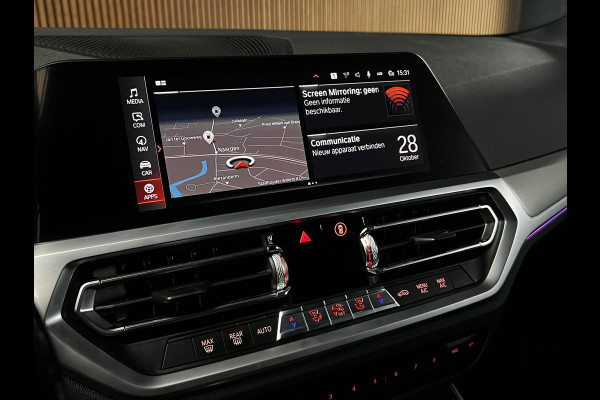 BMW 3-serie 320i M-sport Head Up Leer Navi PDC Virtual 20'' LM velgen Climate voor en achter Matrix