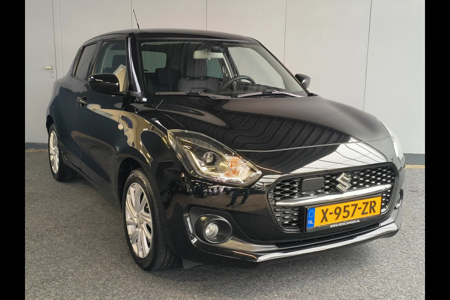 Suzuki Swift 1.2 Select Smart Hybrid uit 2023 Rijklaar + 12 maanden Bovag-garantie Henk Jongen Auto's in Helmond,  al 50 jaar service zoals 't hoort!