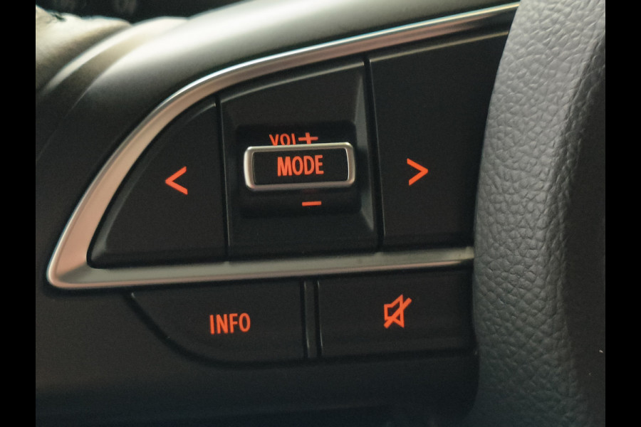 Suzuki Swift 1.2 Select Smart Hybrid uit 2023 Rijklaar + 12 maanden Bovag-garantie Henk Jongen Auto's in Helmond,  al 50 jaar service zoals 't hoort!