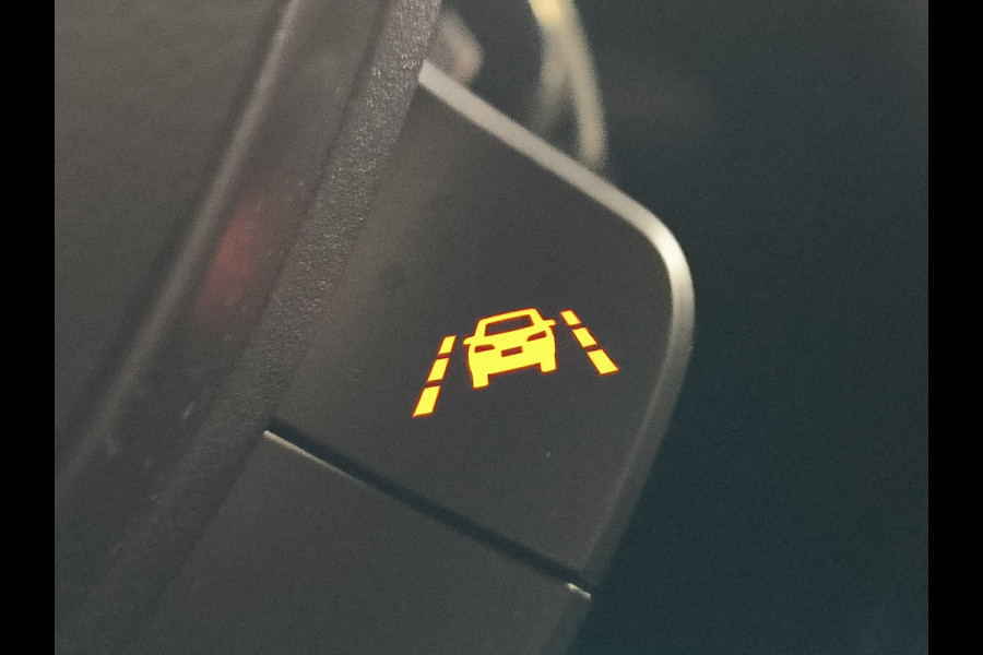 Suzuki Swift 1.2 Select Smart Hybrid uit 2023 Rijklaar + 12 maanden Bovag-garantie Henk Jongen Auto's in Helmond,  al 50 jaar service zoals 't hoort!