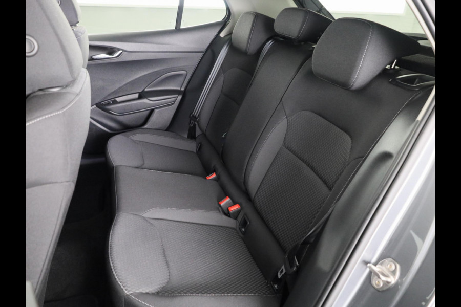 Škoda Fabia 1.0 TSI Business Edition 95 pk | Verlengde garantie | Navigatie via App | Parkeersensoren | Achteruitrijcamera | Stoelverwarming | Keyless |