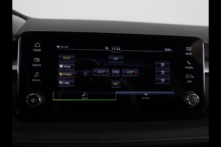 Škoda Fabia 1.0 TSI Business Edition 95 pk | Verlengde garantie | Navigatie via App | Parkeersensoren | Achteruitrijcamera | Stoelverwarming | Keyless |