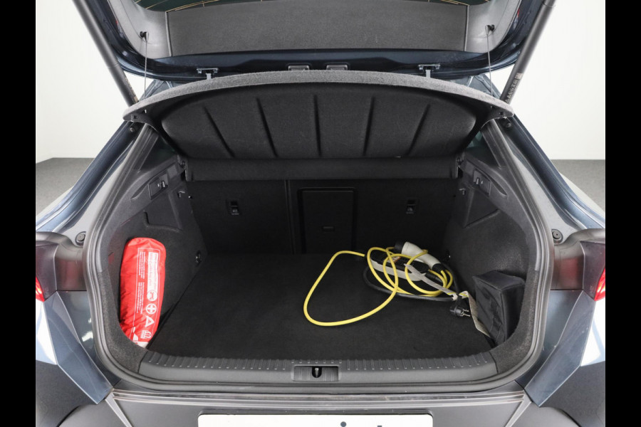 CUPRA Formentor 1.4 e-Hybrid VZ Performance 245 pk Automaat (DSG) | Navigatie | Parkeersensoren (Park assist) | Rondomzicht camera | Elektr. bestuurdersstoel met geheugen | Stoelverwarming |