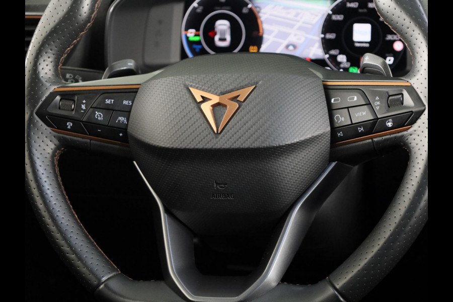 CUPRA Formentor 1.4 e-Hybrid VZ Performance 245 pk Automaat (DSG) | Navigatie | Parkeersensoren (Park assist) | Rondomzicht camera | Elektr. bestuurdersstoel met geheugen | Stoelverwarming |