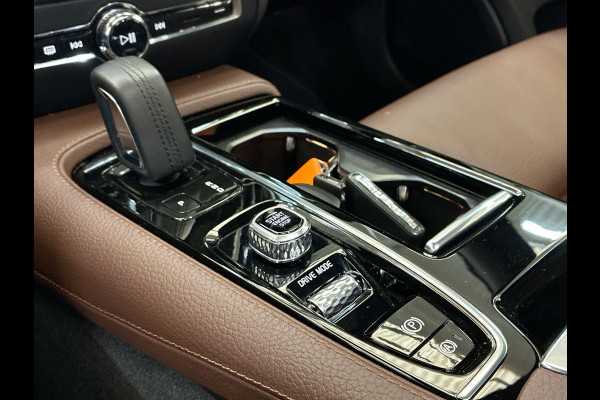 Volvo V60 2.0 T6 Recharge AWD Business Pro Cacao Leder 341pk ! | Skyroof | Trekhaak | Stoel- Stuur-, A-Bank verwarming | A-Camera