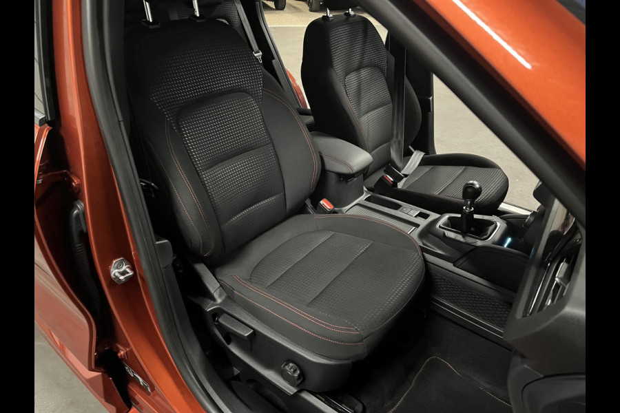 Ford Kuga 1.5 EcoBoost ST-Line Trekhaak 1800kg | Cruise-/Climate control | Stoel-/Stuurverwarming | Carplay | DAB | Origineel NL