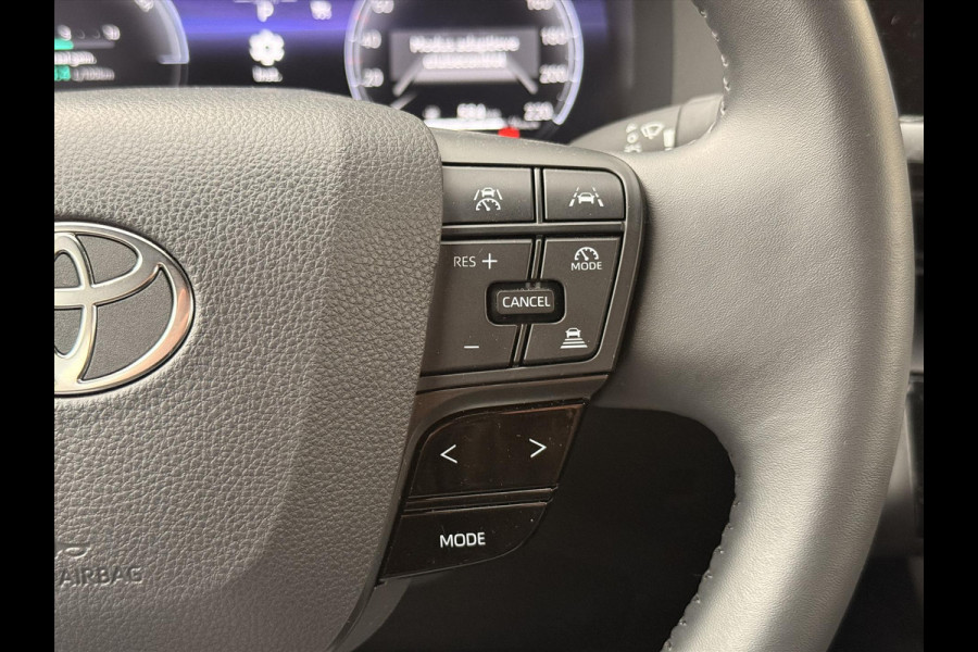 Toyota C-HR 1.8 Hybrid Active | Dodehoekdetectie, Apple carplay/Android auto, Camera, Adaptive cruise control, Climate control