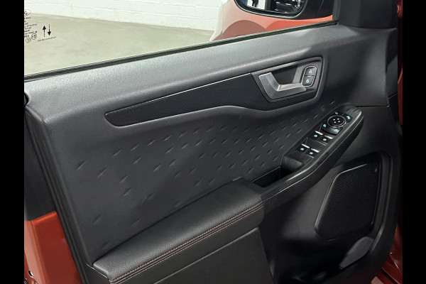 Ford Kuga 1.5 EcoBoost ST-Line Trekhaak 1800kg | Cruise-/Climate control | Stoel-/Stuurverwarming | Carplay | DAB | Origineel NL