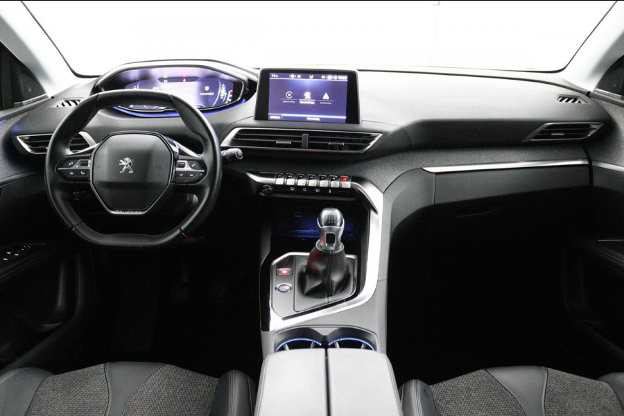 Peugeot 5008 1.2 PureTech*NAVI*CAM*HAAK*CRUISE*ECC*CARPLAY*7PER