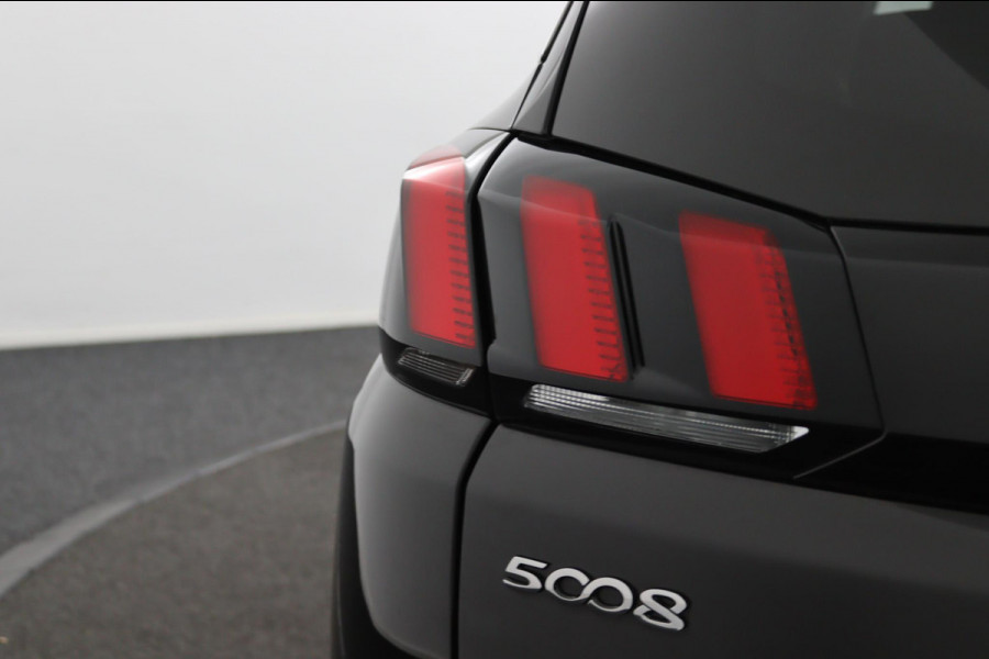 Peugeot 5008 1.2 PureTech*NAVI*CAM*HAAK*CRUISE*ECC*CARPLAY*7PER