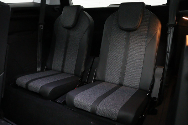 Peugeot 5008 1.2 PureTech*NAVI*CAM*HAAK*CRUISE*ECC*CARPLAY*7PER