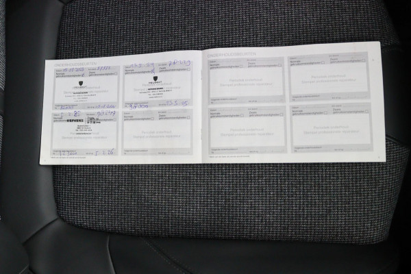 Peugeot 5008 1.2 PureTech*NAVI*CAM*HAAK*CRUISE*ECC*CARPLAY*7PER