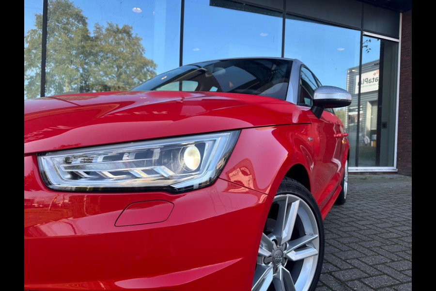 Audi A1 Sportback 1.0 TFSI Adrenalin S line - Automaat - Airco - Navi - Org.NL