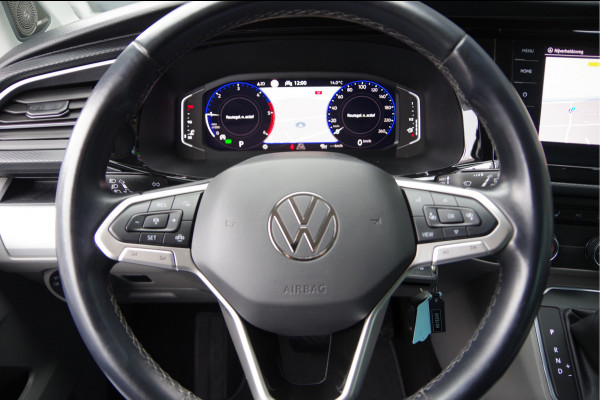 Volkswagen Transporter 2.0 TDI L2 BULLI DC-5P, AUT. LED, LEDER, TREKHAAK, STOELVERWARMING, ADAPT. CRUISE, DIGITAL COCKPIT, CAMERA, AIRCO, PARKEERSENSOR