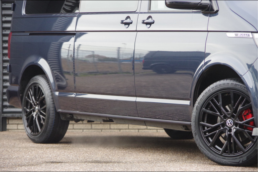 Volkswagen Transporter 2.0 TDI L2 BULLI DC-5P, AUT. LED, LEDER, TREKHAAK, STOELVERWARMING, ADAPT. CRUISE, DIGITAL COCKPIT, CAMERA, AIRCO, PARKEERSENSOR