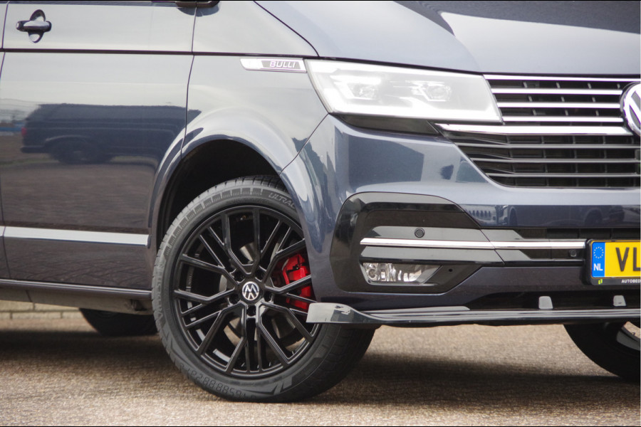 Volkswagen Transporter 2.0 TDI L2 BULLI DC-5P, AUT. LED, LEDER, TREKHAAK, STOELVERWARMING, ADAPT. CRUISE, DIGITAL COCKPIT, CAMERA, AIRCO, PARKEERSENSOR