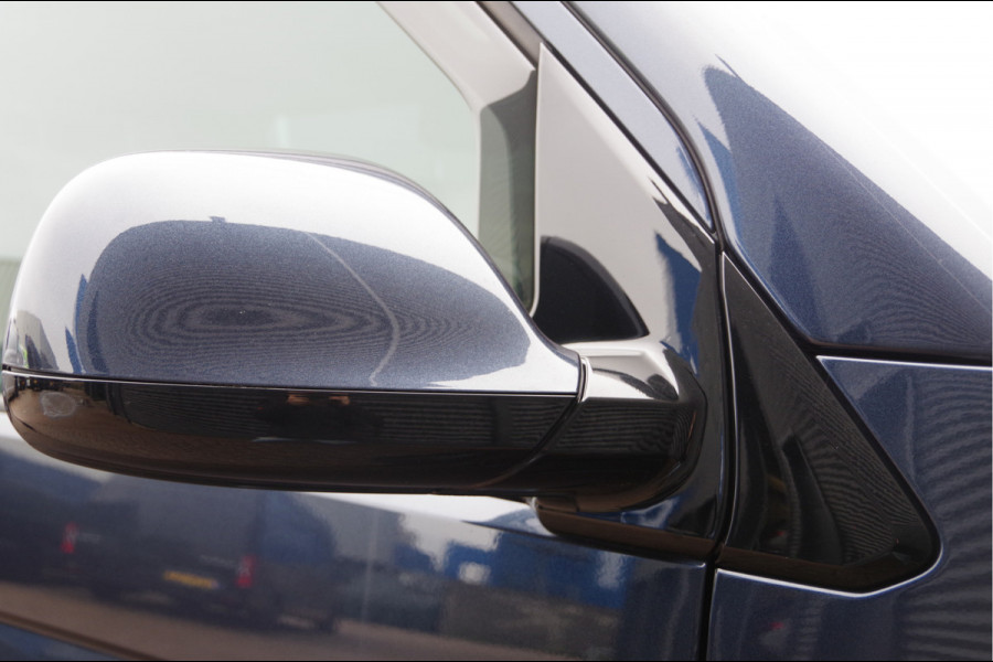 Volkswagen Transporter 2.0 TDI L2 BULLI DC-5P, AUT. LED, LEDER, TREKHAAK, STOELVERWARMING, ADAPT. CRUISE, DIGITAL COCKPIT, CAMERA, AIRCO, PARKEERSENSOR