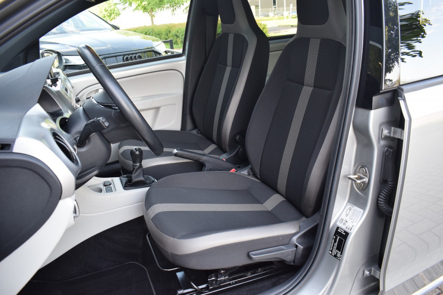 Volkswagen up! 1.0 TSI 90pk High Up! Pano | Camera | Clima | Cruise