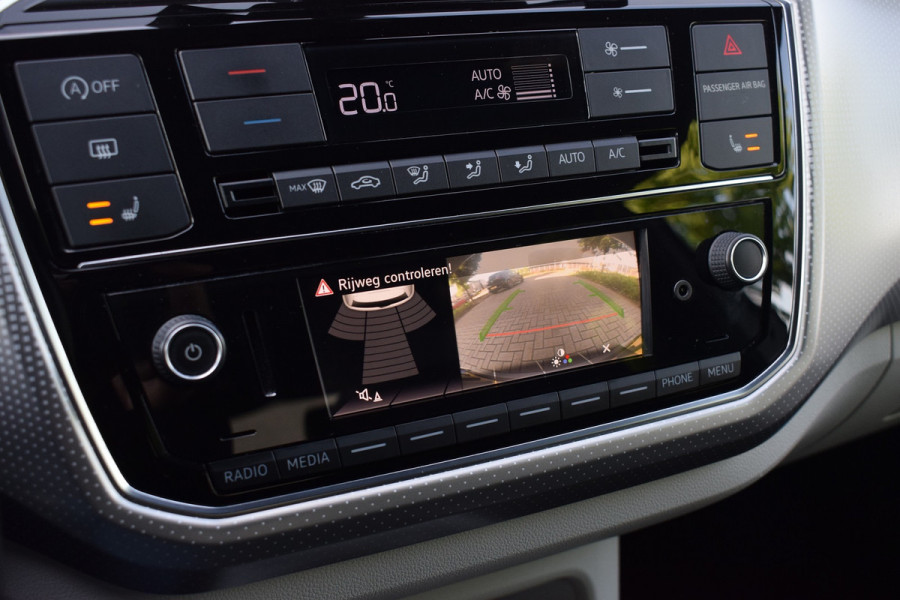 Volkswagen up! 1.0 TSI 90pk High Up! Pano | Camera | Clima | Cruise