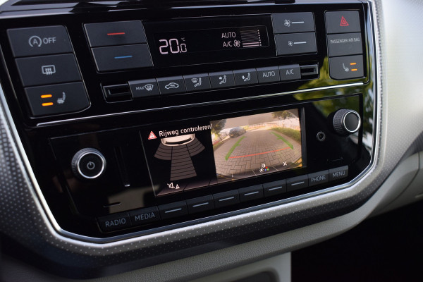 Volkswagen up! 1.0 TSI 90pk High Up! Pano | Camera | Clima | Cruise