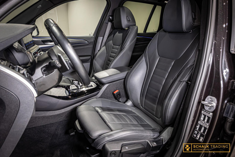 BMW X3 XDrive20i High Executive|M-sport|HUD|Cam|H&K|Trekhaak
