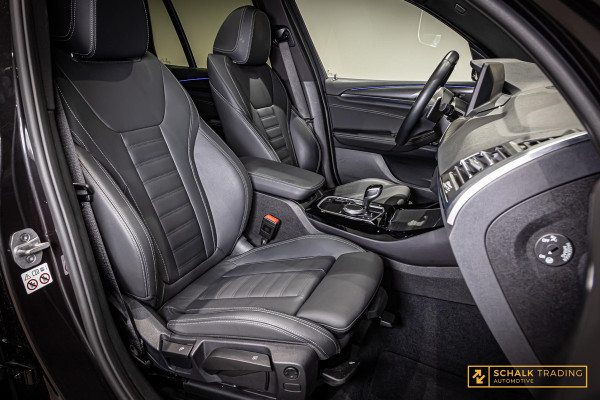 BMW X3 XDrive20i High Executive|M-sport|HUD|Cam|H&K|Trekhaak