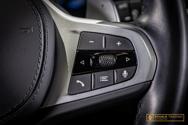 BMW X3 XDrive20i High Executive|M-sport|HUD|Cam|H&K|Trekhaak