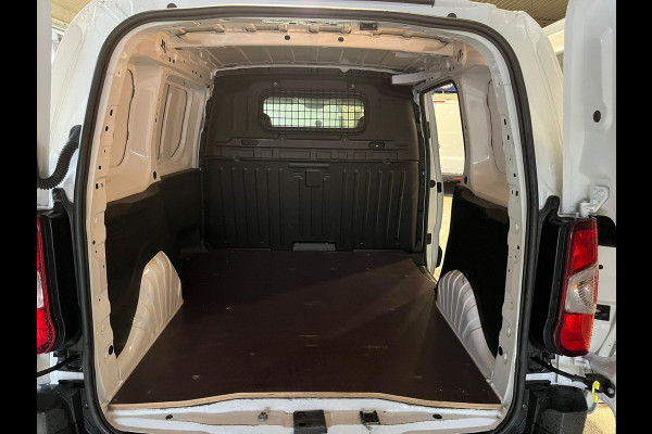 Peugeot Partner 1.5 BlueHDi 100PK L1 / App connect / Cruise / Dealer onderhouden