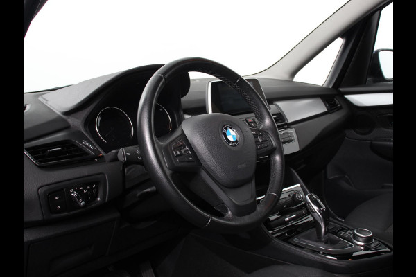 BMW 2 Serie Gran Tourer 218i Automaat Corporate Lease Executive 7p | Cruise control | Lichtmetalen velgen | Navigatie | Parkeersensoren achter | Radio | LED