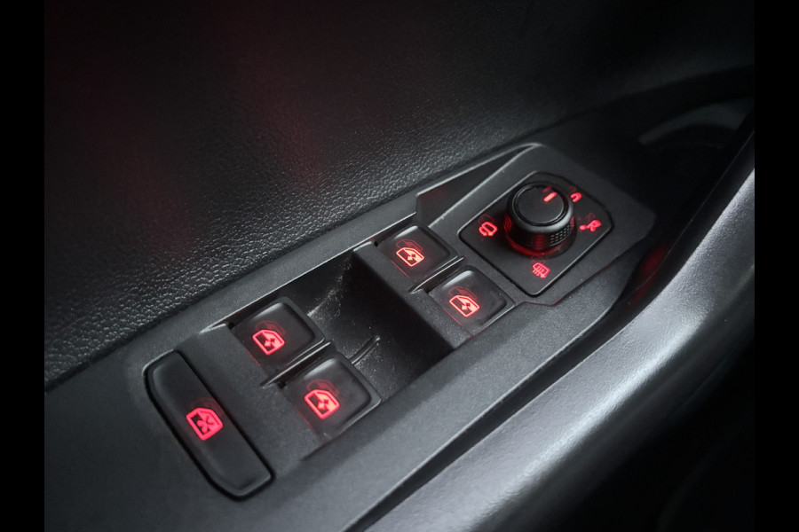 Volkswagen Polo 1.0 TSI Highline Business | Automaat | Half Leder | Zwarte hemel